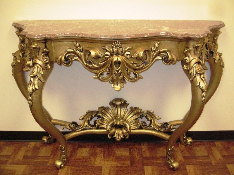 Entry Hall Table After - Lanscaping