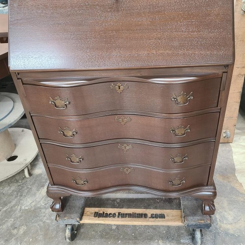 Brown Dresser 001 TRANSFORMED